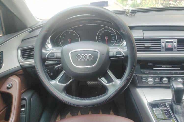Used Audi A6L 2018 30th Anniversary Edition 35 TFSI Fashion Model Steering Wheel
