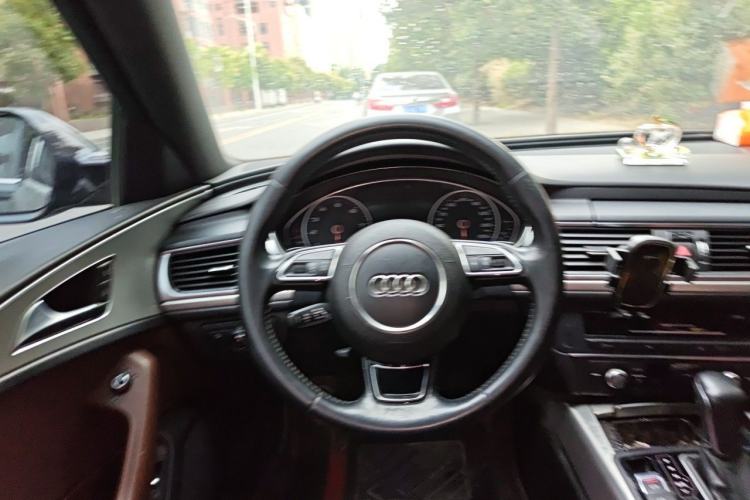 Used Audi A6L 2018 30th Anniversary Edition 35 TFSI Sport Edition Steering Wheel