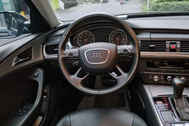 Used Audi A6L 2018 30th Anniversary Edition TFSI Trendy Model Steering Wheel