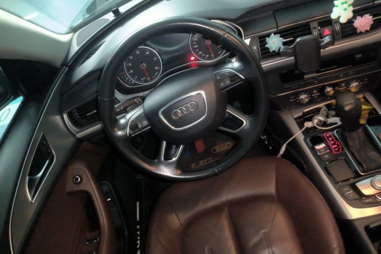 Used Audi A6L 2018 30th Anniversary Edition 35 TFSI Fashion Model Steering Wheel