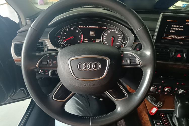 Used Audi A6L 2018 30th Anniversary Edition 35 TFSI Fashion Model Steering Wheel