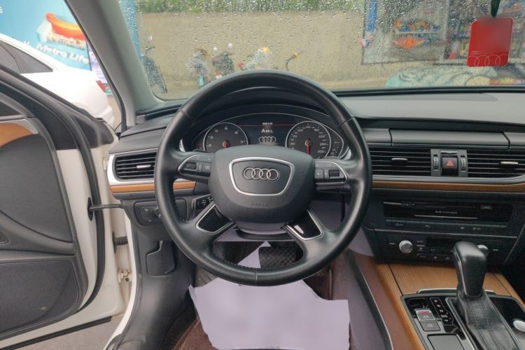 Used Audi A6L 2018 30th Anniversary Edition 30 FSI Style Model Steering Wheel