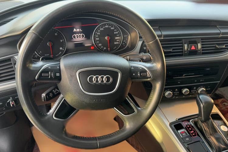 Used Audi A6L 2018 30th Anniversary Edition TFSI Trendy Model Steering Wheel