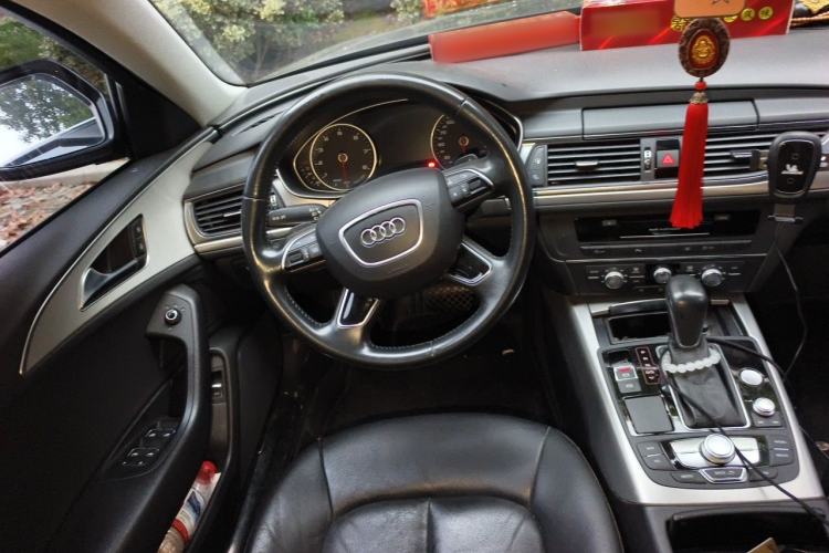 Used Audi A6L 2018 30th Anniversary Edition 35 TFSI Fashion Model Steering Wheel
