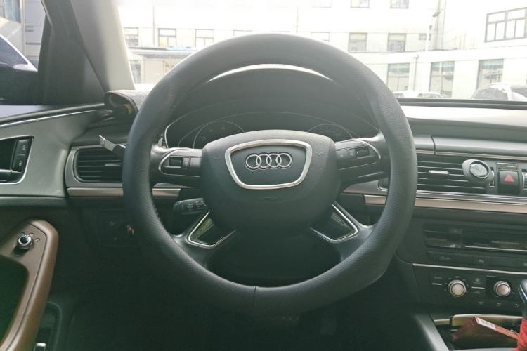 Used Audi A6L 2018 30th Anniversary Edition 35 TFSI Fashion Model Steering Wheel