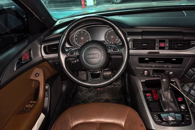 Used Audi A6L 2018 30th Anniversary Edition 45 TFSI quattro Sport model Steering Wheel