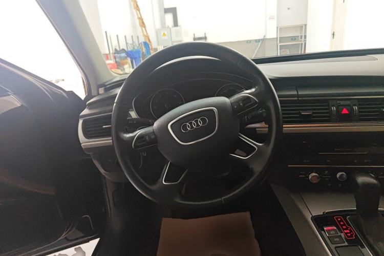 Used Audi A6L 2018 30th Anniversary Edition 35 TFSI Fashion Model Steering Wheel