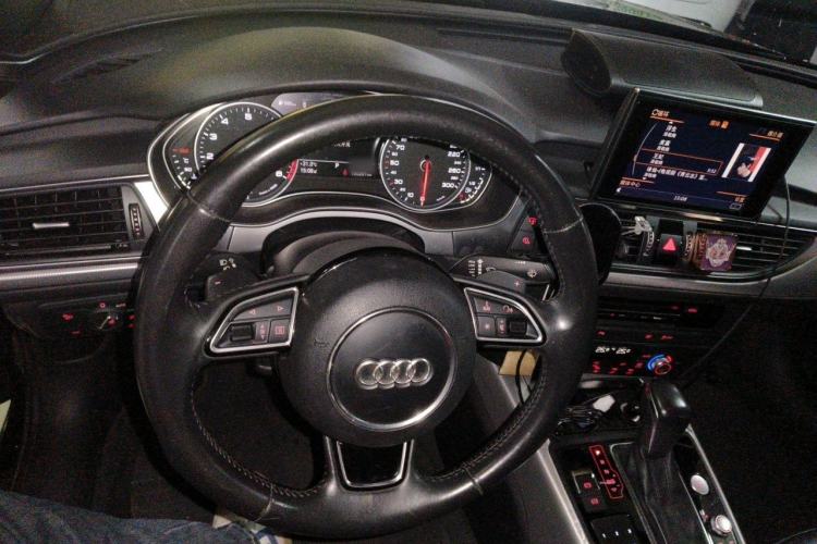 Used Audi A6L 2018 30th Anniversary Edition 45 TFSI quattro Sport model Steering Wheel