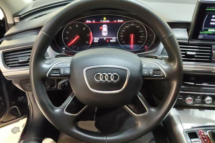 Used Audi A6L 2018 30th Anniversary Edition 35 TFSI Fashion Model Steering Wheel
