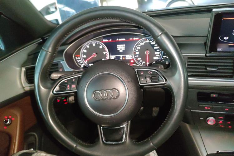 Used Audi A6L 2018 30th Anniversary Edition 45 TFSI quattro Sport model Steering Wheel