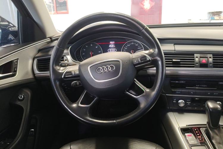 Used Audi A6L 2018 30th Anniversary Edition 35 TFSI Fashion Model Steering Wheel