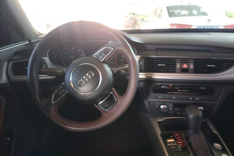 Used Audi A6L 2018 30th Anniversary Edition 35 TFSI Sport Edition Steering Wheel