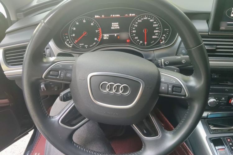 Used Audi A6L 2018 30th Anniversary Edition 35 TFSI Fashion Model Steering Wheel