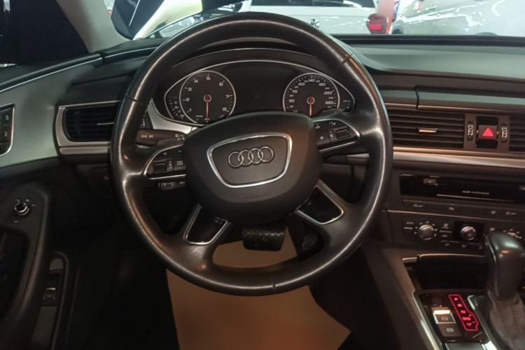 Used Audi A6L 2018 30th Anniversary Edition 35 TFSI Fashion Model Steering Wheel