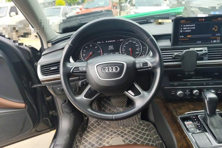 Used Audi A6L 2018 30th Anniversary Edition 35 TFSI Fashion Model Steering Wheel