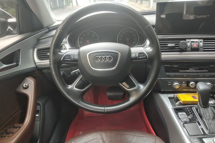 Used Audi A6L 2018 30th Anniversary Edition 35 TFSI Fashion Model Steering Wheel