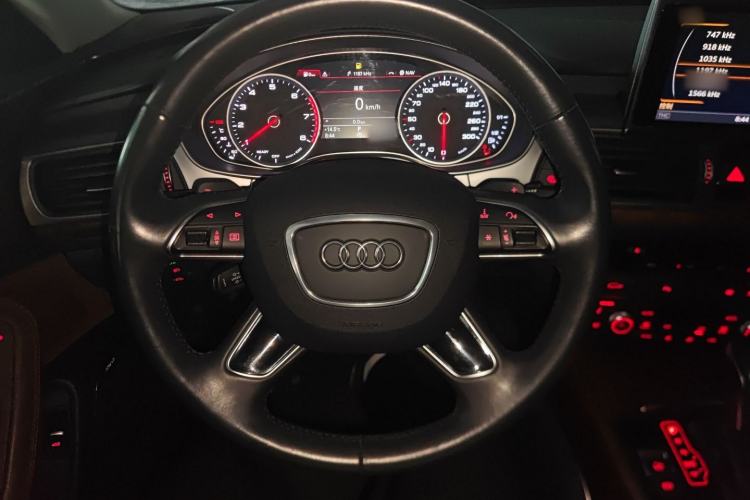Used Audi A6L 2018 30th Anniversary Edition 45 TFSI quattro Luxury Model Steering Wheel