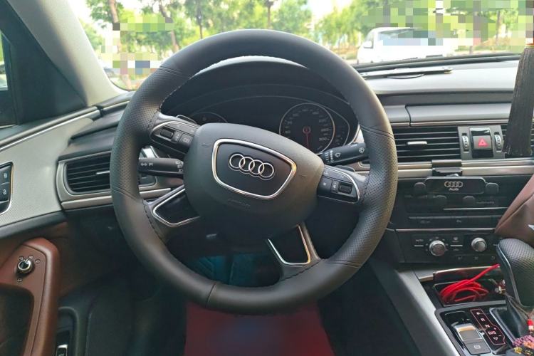 Used Audi A6L 2018 30th Anniversary Edition 35 TFSI Fashion Model Steering Wheel
