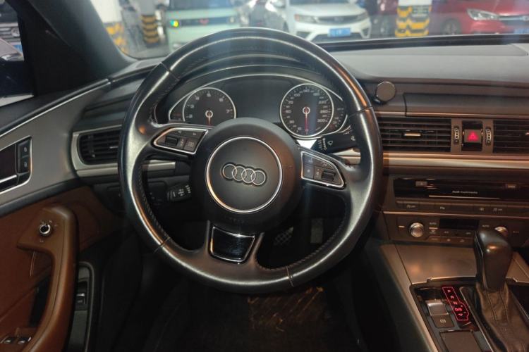 Used Audi A6L 2018 30th Anniversary Edition 35 TFSI Sport Edition Steering Wheel