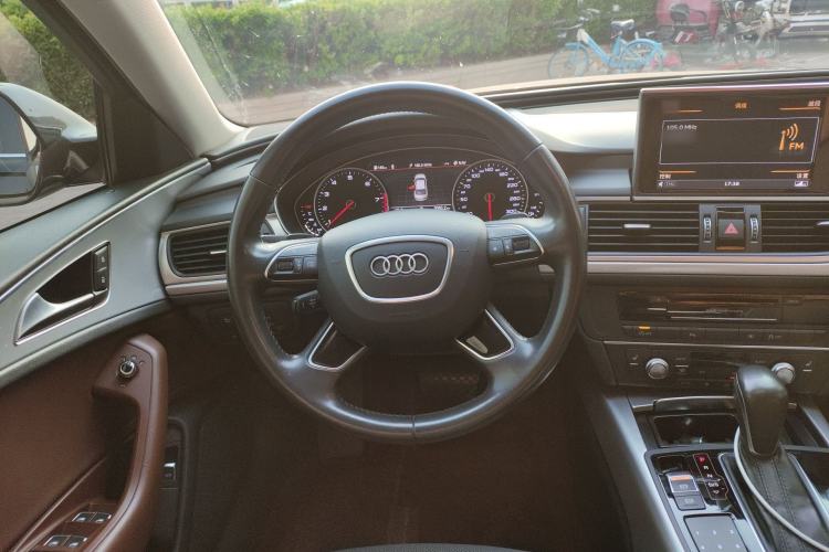 Used Audi A6L 2018 30th Anniversary Edition 35 TFSI Fashion Model Steering Wheel
