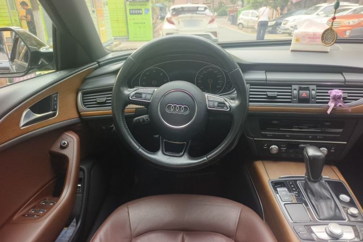 Used Audi A6L 2018 30th Anniversary Edition 35 TFSI Sport Edition Steering Wheel