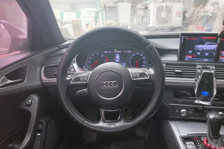 Used Audi A6L 2018 30th Anniversary Edition 45 TFSI quattro Sport model Steering Wheel