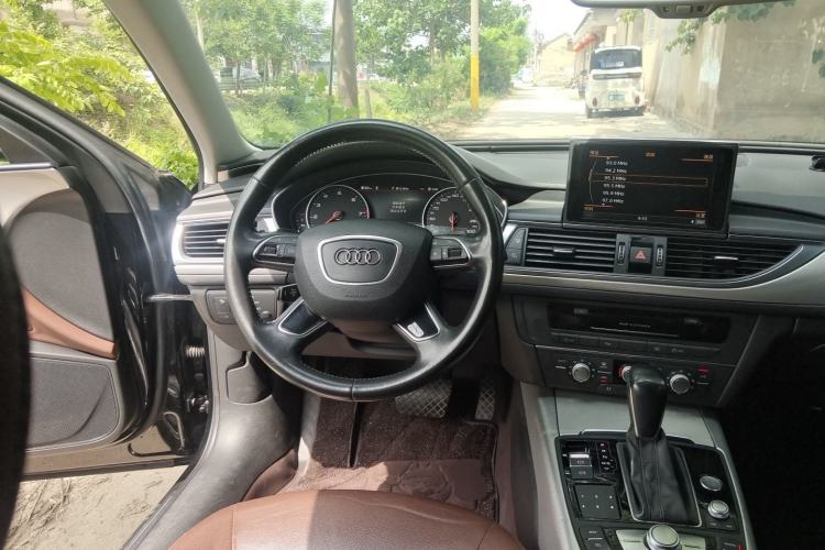 Used Audi A6L 2018 30th Anniversary Edition 35 TFSI Fashion Model Steering Wheel