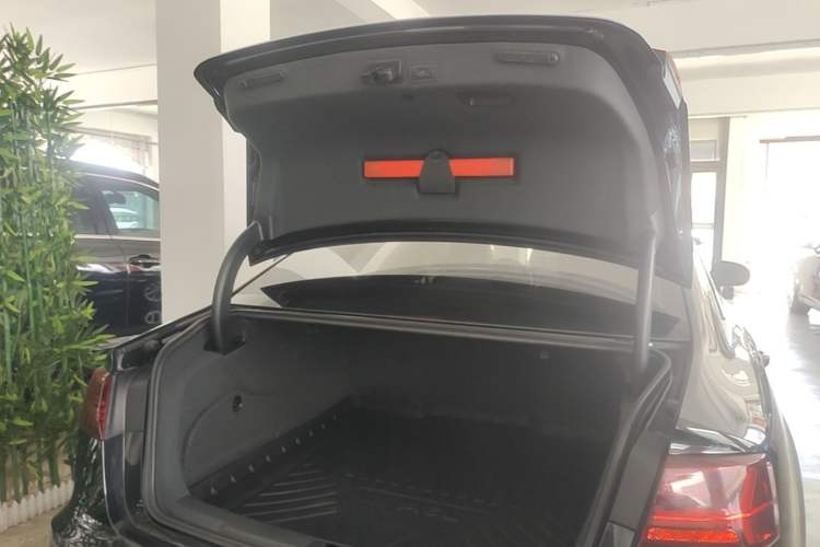 Used Audi A6L 2018 30th Anniversary Edition 35 TFSI Fashion Model Trunk