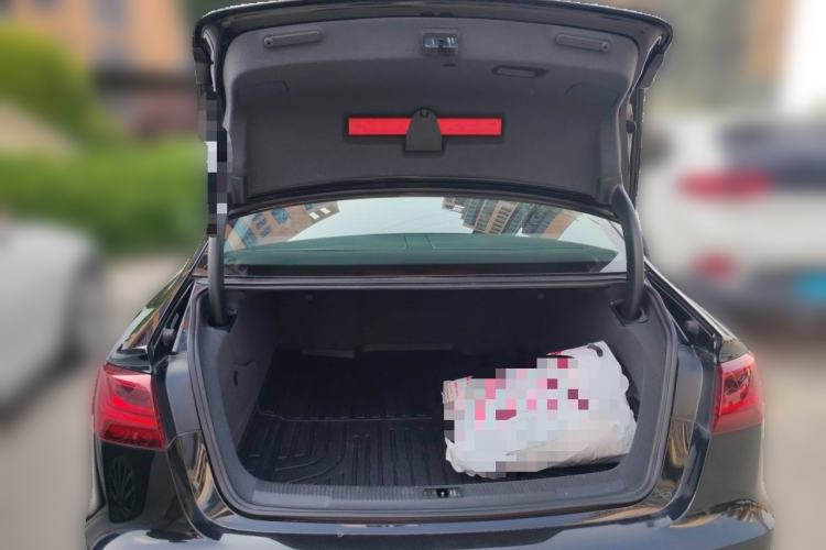 Used Audi A6L 2018 30th Anniversary Edition 35 TFSI Fashion Model Trunk