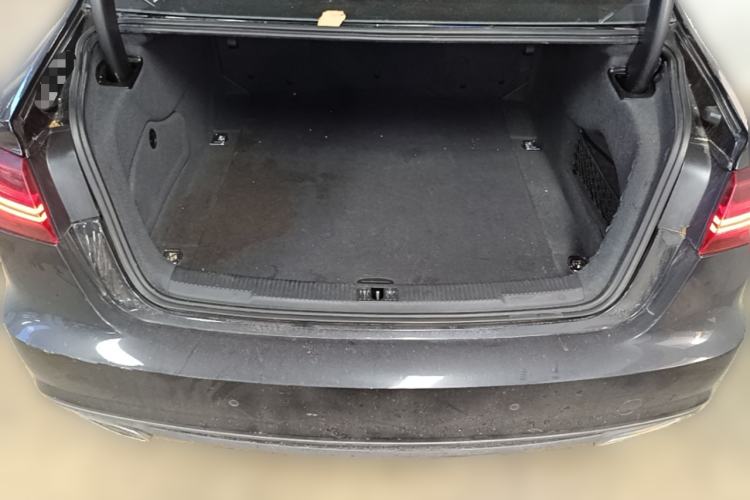 Used Audi A6L  Trunk