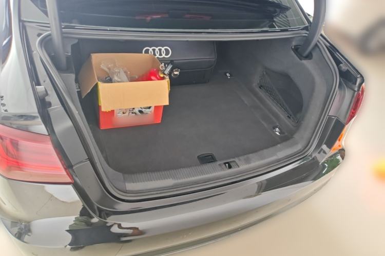 Used Audi A6L 2018 35 TFSI Collector's Edition Trunk
