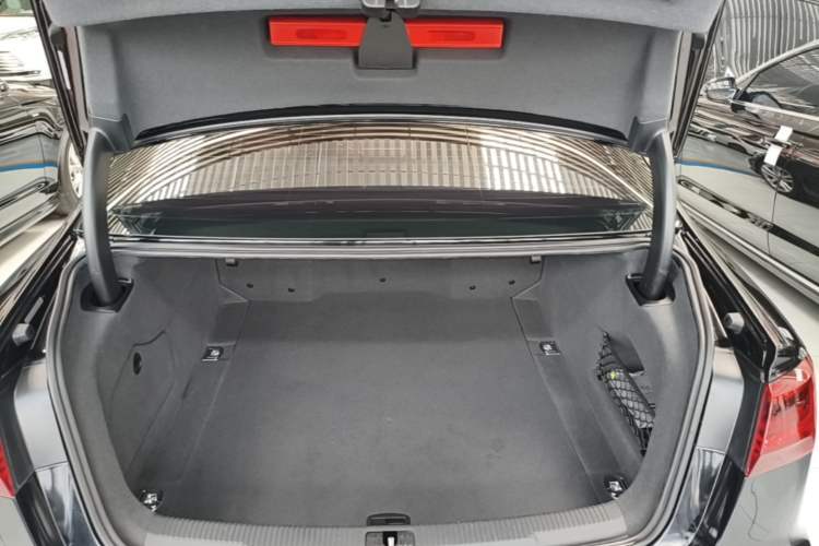 Used Audi A6L 2018 30th Anniversary Edition 35 TFSI Sport Edition Trunk