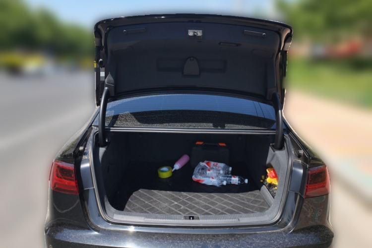 Used Audi A6L 2018 30th Anniversary Edition 35 TFSI Fashion Model Trunk