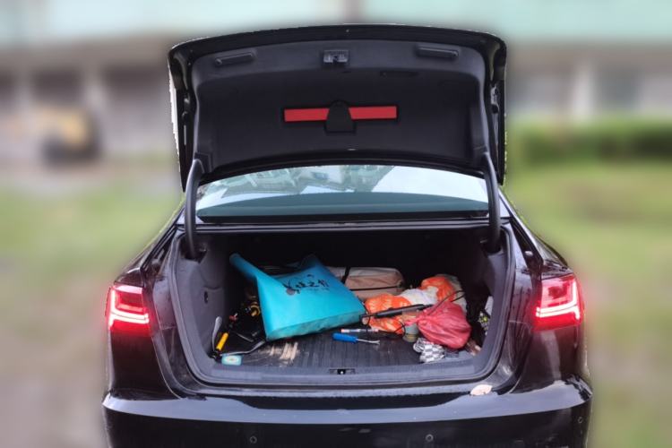 Used Audi A6L 2018 30th Anniversary Edition 35 TFSI Fashion Model Trunk