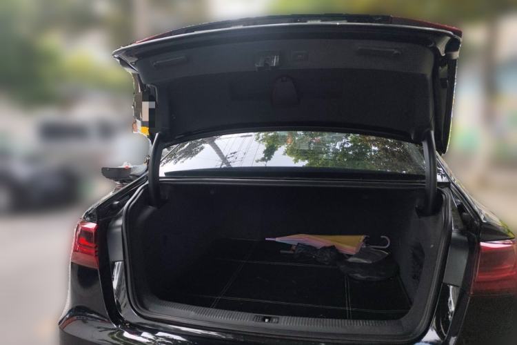Used Audi A6L 2018 35 TFSI Collector's Edition Trunk