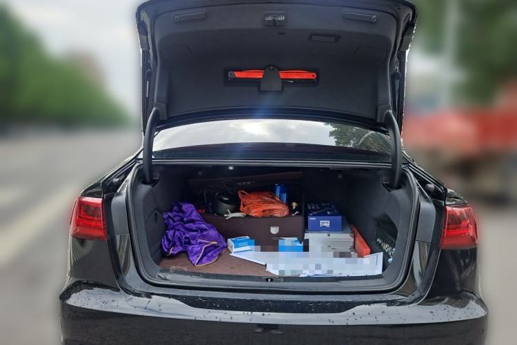 Used Audi A6L 2018 30th Anniversary Edition 35 TFSI Fashion Model Trunk