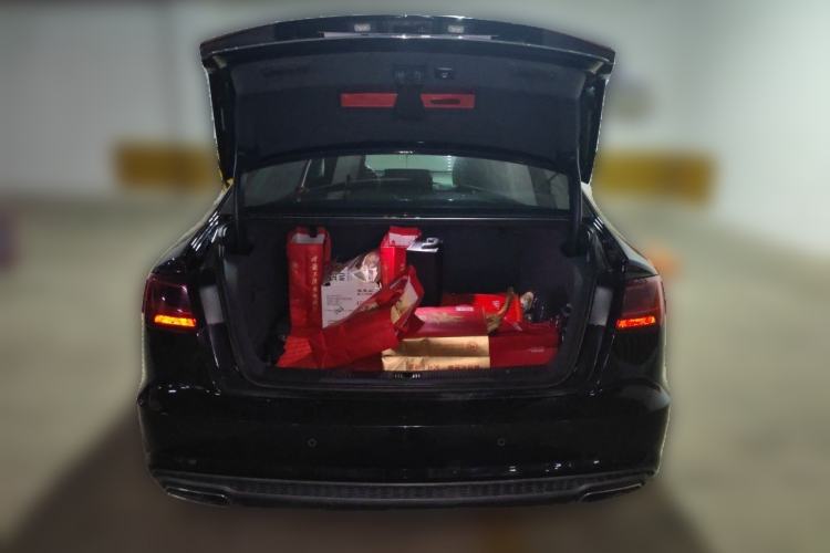 Used Audi A6L 2018 30th Anniversary Edition 35 TFSI Fashion Model Trunk