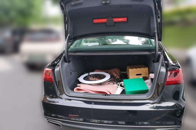 Used Audi A6L 2018 30th Anniversary Edition 35 TFSI Fashion Model Trunk