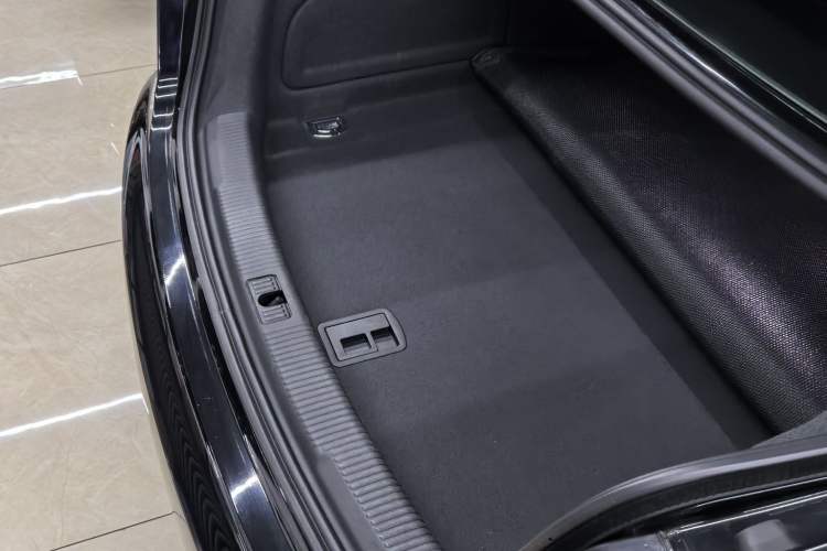 Used Audi A6L 2018 30th Anniversary Edition 35 TFSI Fashion Model Trunk