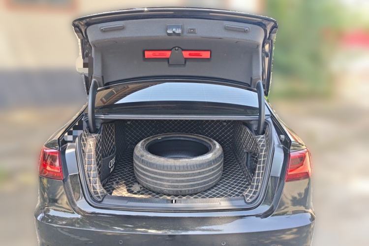 Used Audi A6L  Trunk