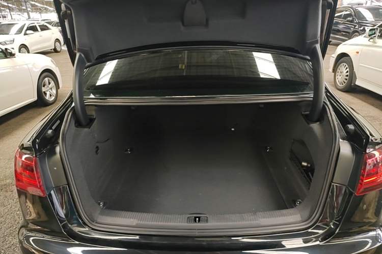 Used Audi A6L 2018 30th Anniversary Edition 35 TFSI Fashion Model Trunk