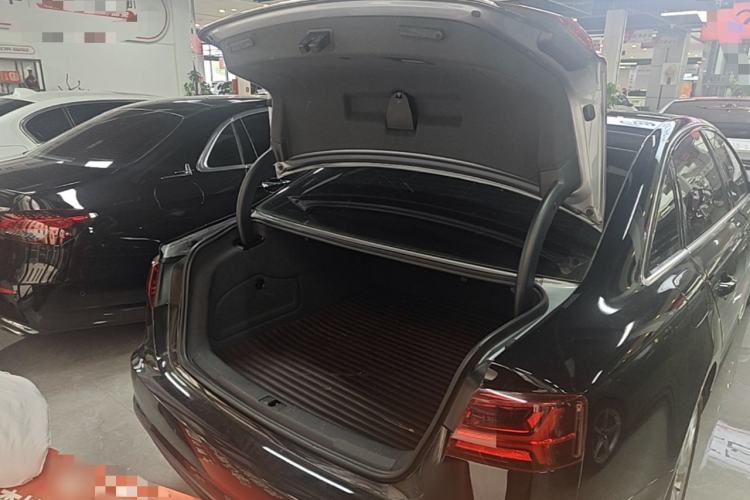 Used Audi A6L 2018 30th Anniversary Edition 35 TFSI Fashion Model Trunk