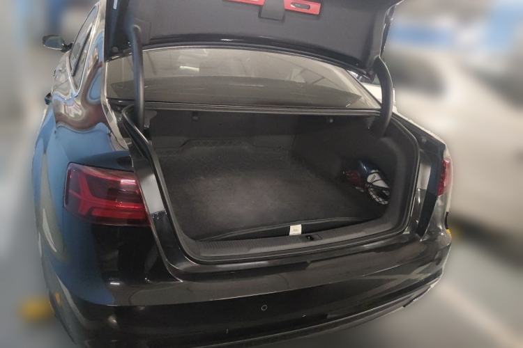 Used Audi A6L 2018 30th Anniversary Edition 35 TFSI Fashion Model Trunk