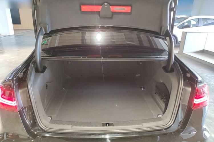 Used Audi A6L 2018 30th Anniversary Edition 35 TFSI Fashion Model Trunk