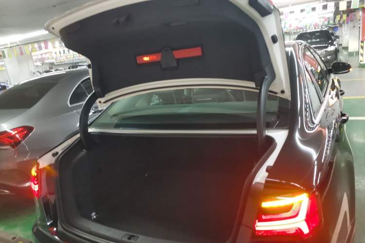 Used Audi A6L 2018 30th Anniversary Edition TFSI Trendy Model Trunk