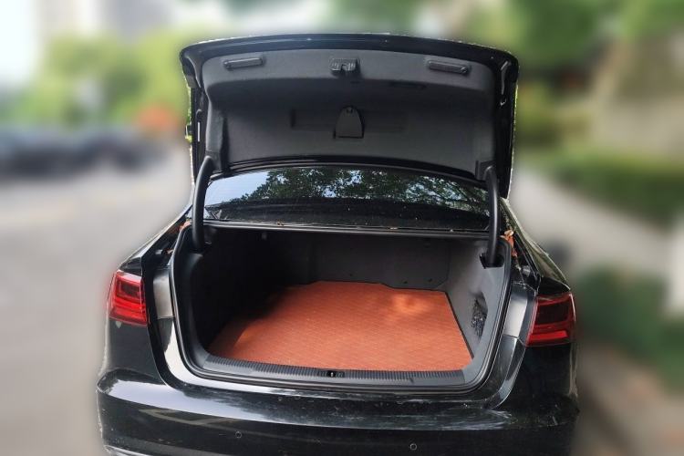 Used Audi A6L 2018 35 TFSI Collector's Edition Trunk