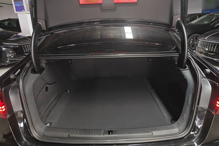 Used Audi A6L 2018 30th Anniversary Edition 45 TFSI quattro Luxury Model Trunk