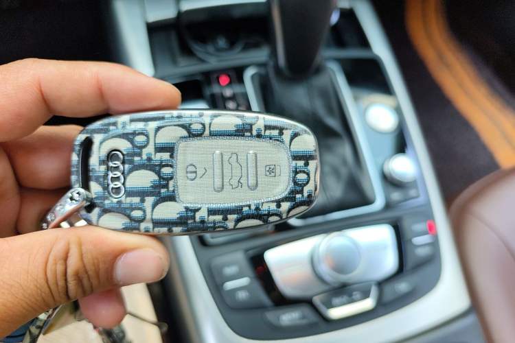 Used Audi A6L 2018 35 TFSI Collector's Edition Vehicle Key