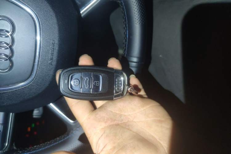 Used Audi A6L 2018 30th Anniversary Edition 35 TFSI Fashion Model Vehicle Key