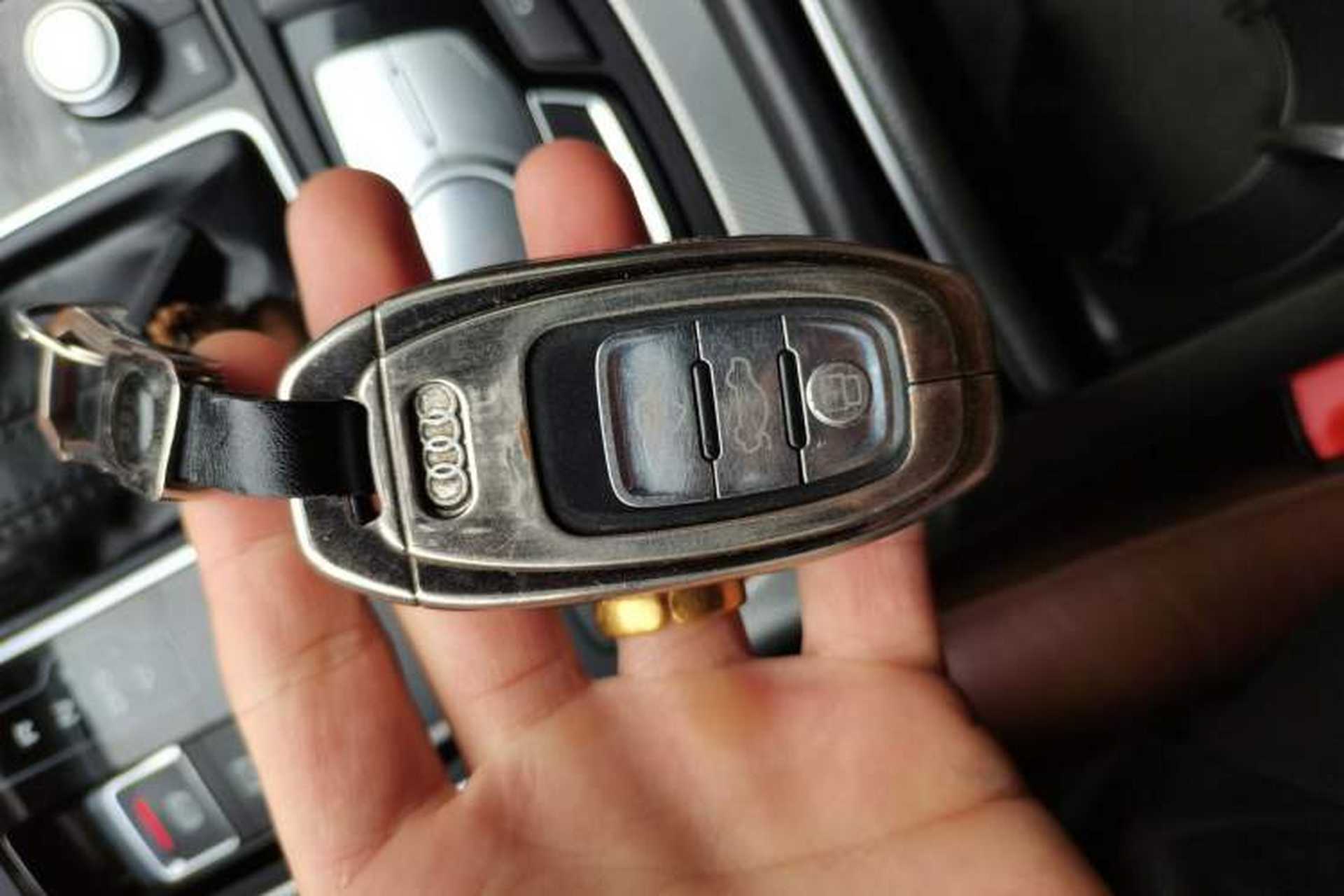 Used Audi A6L 2018 30th Anniversary Edition 35 TFSI Fashion Model Vehicle Key